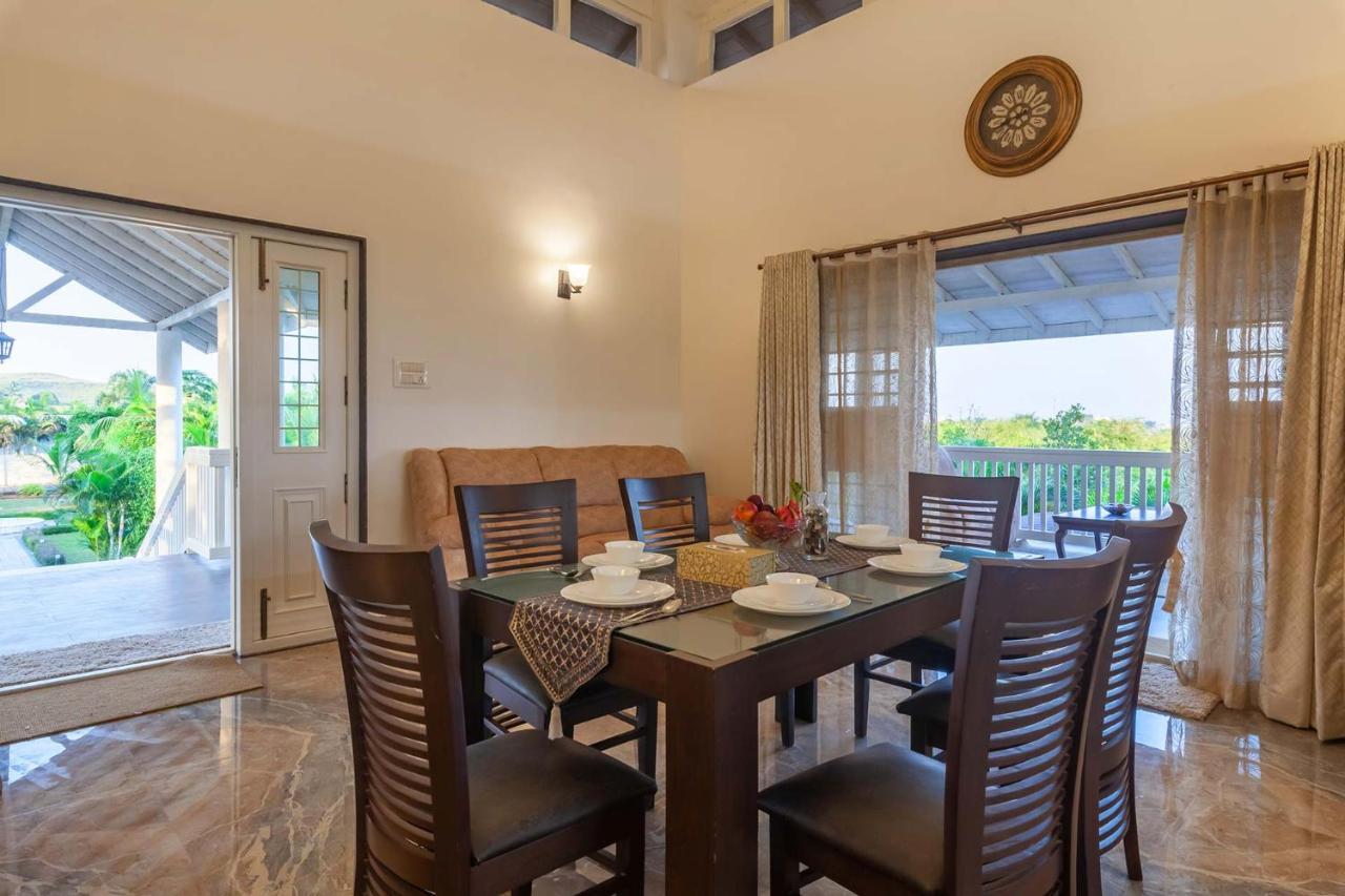 Stayvista's Lake La Vie: Tranquil Lakeside Villa with Pool and Farmland Views Nashik Exterior photo